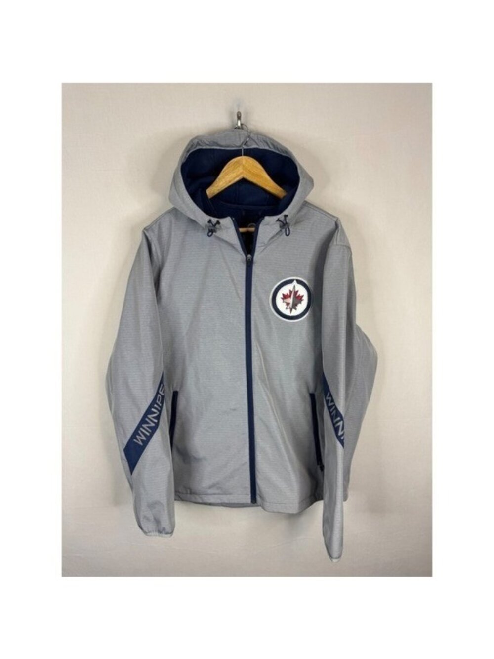 NHL Winnipeg Jets G-III Sports Carl Banks Gray Hooded Softshell Jacket Mens L